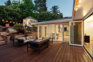 Learn more about our Spanaway deck contract in WA near 98387